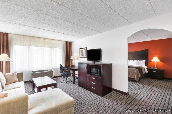 Clarion Hotel & Suites BWI Airport North Baltimore Exteriér fotografie