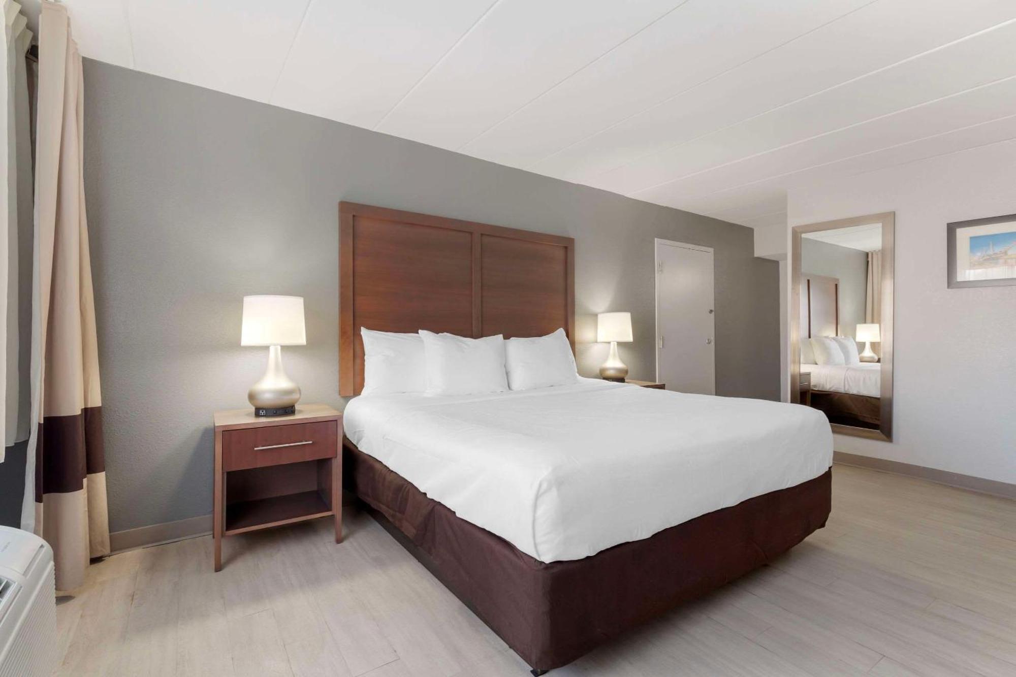 Clarion Hotel & Suites BWI Airport North Baltimore Exteriér fotografie