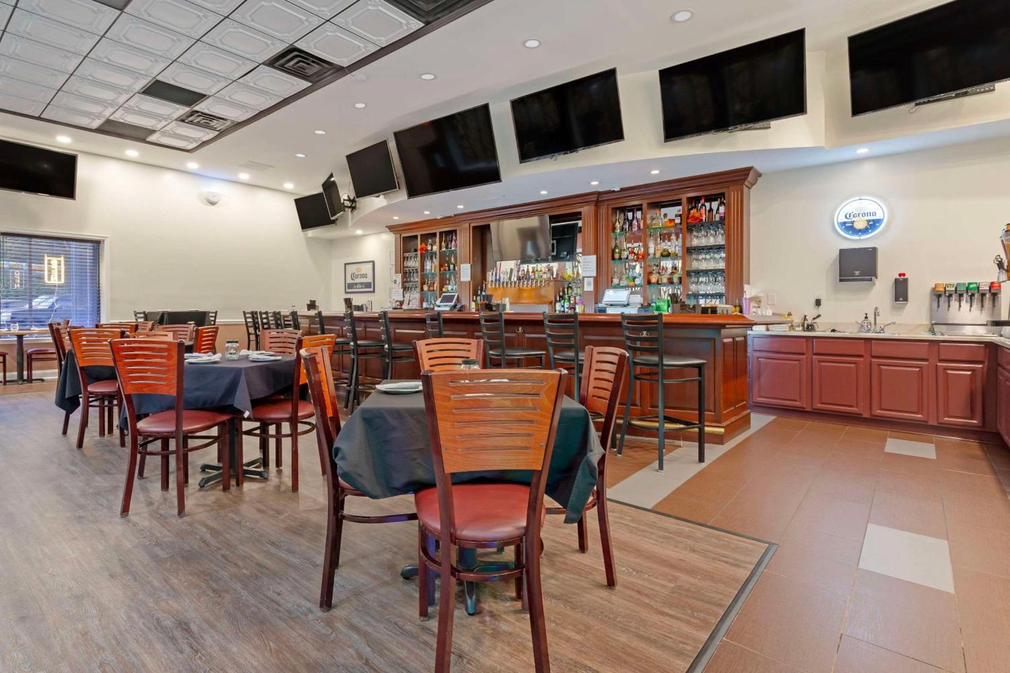 Clarion Hotel & Suites BWI Airport North Baltimore Exteriér fotografie