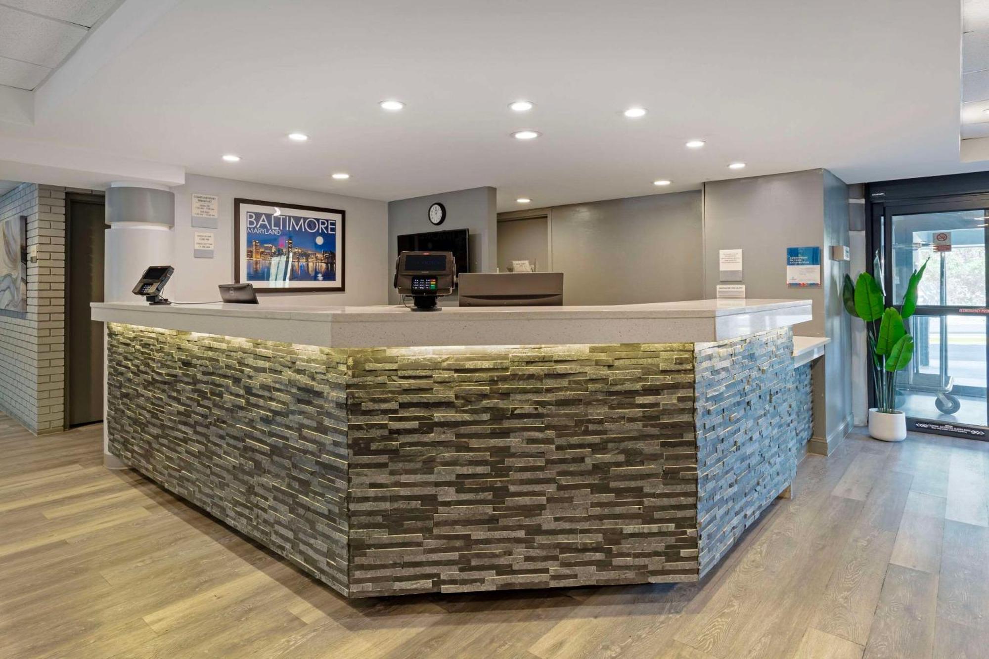 Clarion Hotel & Suites BWI Airport North Baltimore Exteriér fotografie