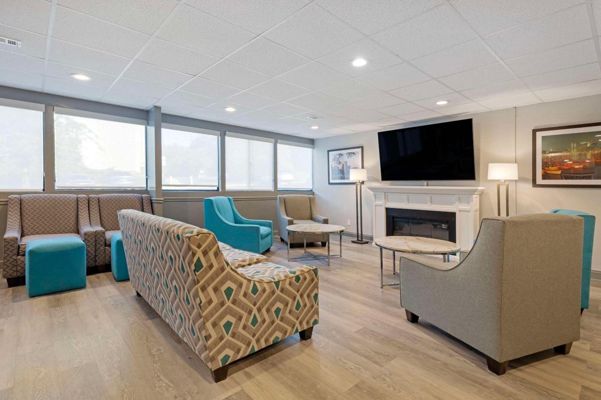 Clarion Hotel & Suites BWI Airport North Baltimore Exteriér fotografie