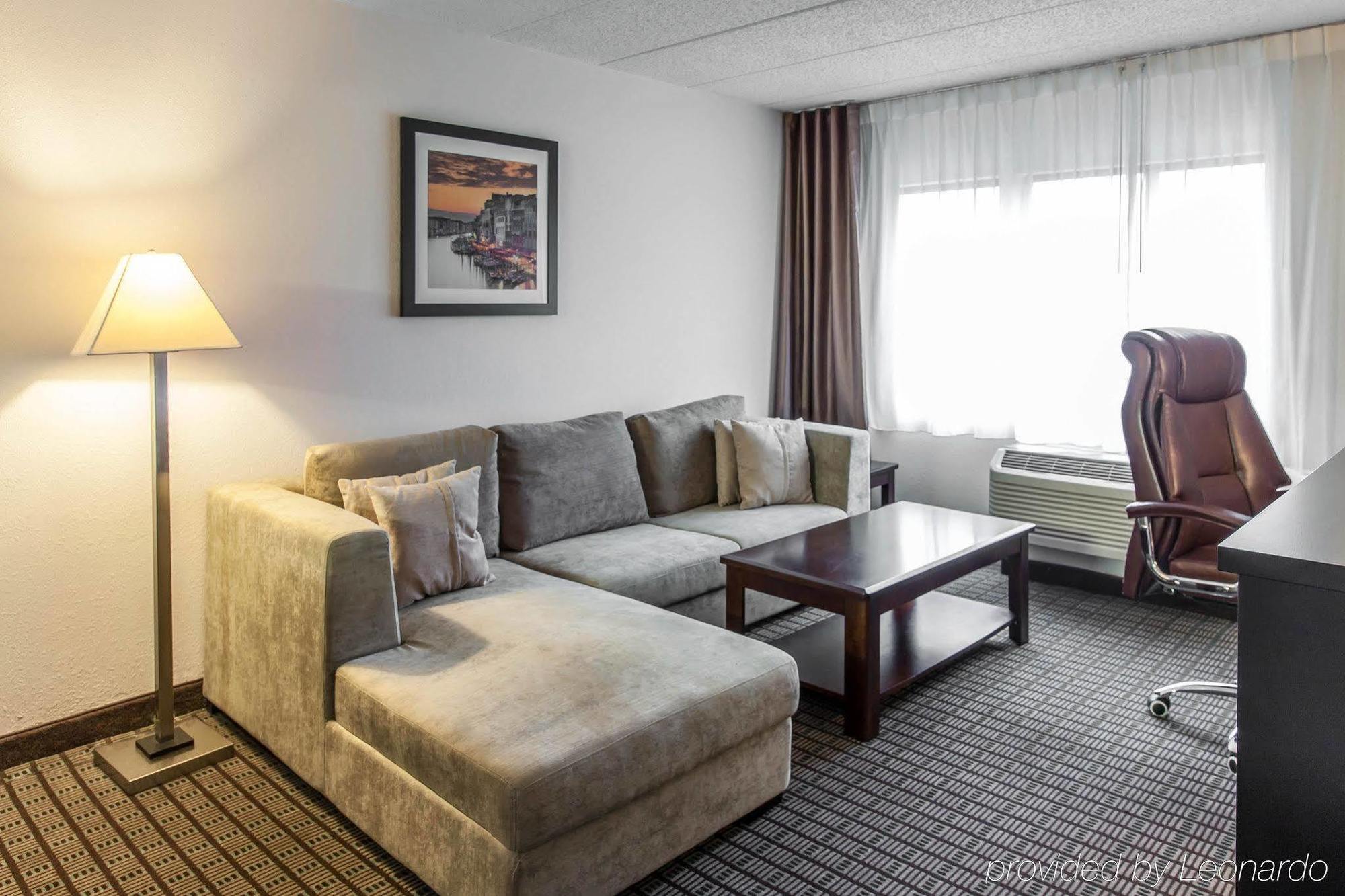 Clarion Hotel & Suites BWI Airport North Baltimore Exteriér fotografie
